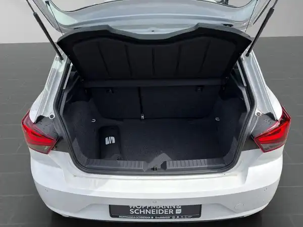 SEAT IBIZA (15/16)