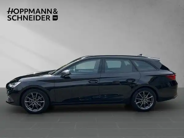 SEAT LEON SPORTSTOURER (2/19)