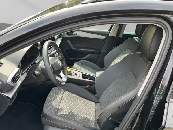 SEAT LEON SPORTSTOURER (12/19)