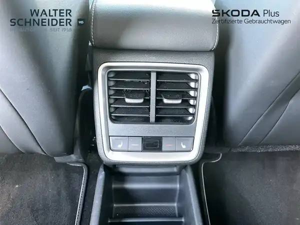 ŠKODA ELROQ (18/21)