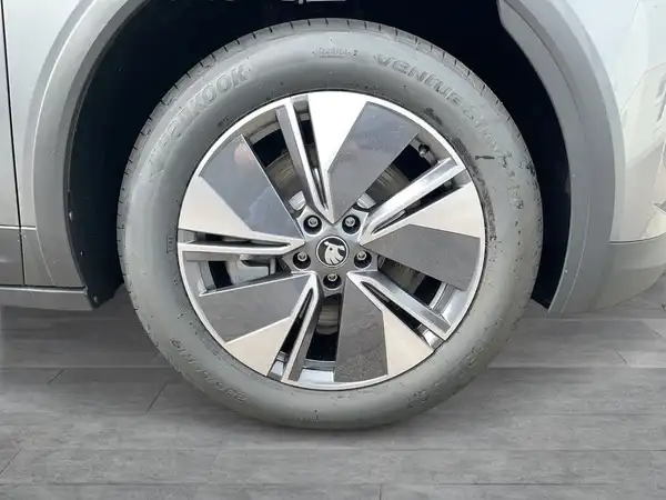 ŠKODA ELROQ (7/15)