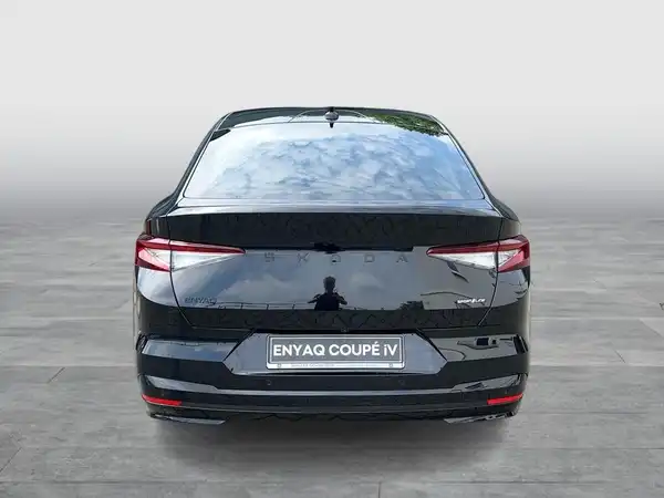 ŠKODA ENYAQ iV (4/16)