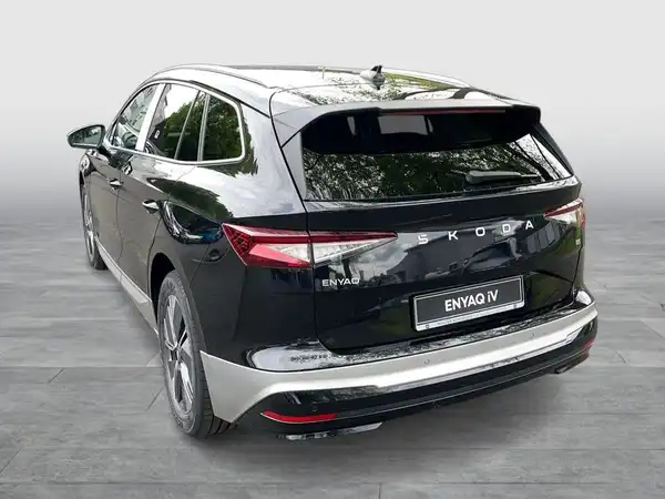ŠKODA ENYAQ iV (3/18)