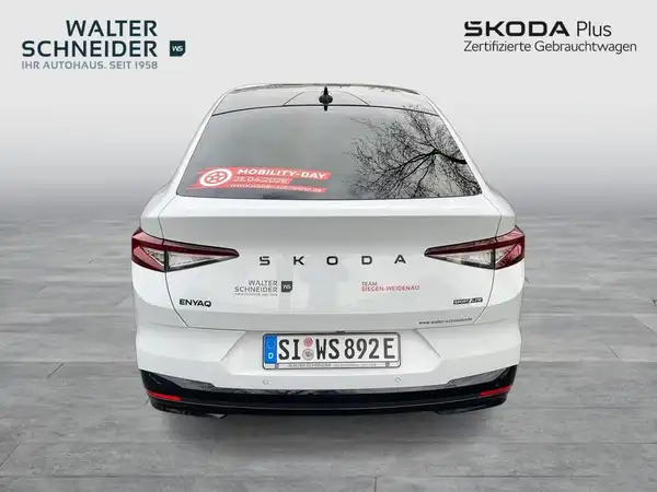 ŠKODA ENYAQ iV (4/18)