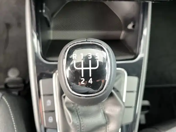 ŠKODA FABIA (17/20)