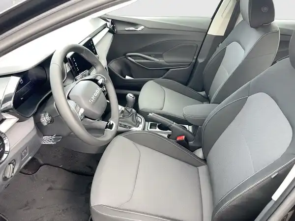 ŠKODA FABIA (9/20)