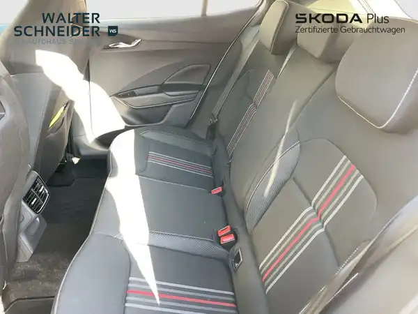 ŠKODA FABIA (25/27)