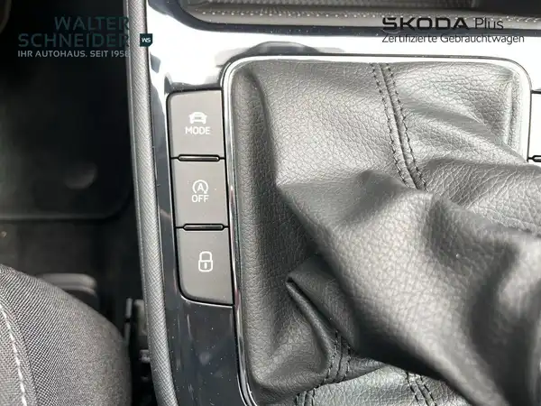 ŠKODA FABIA (17/20)