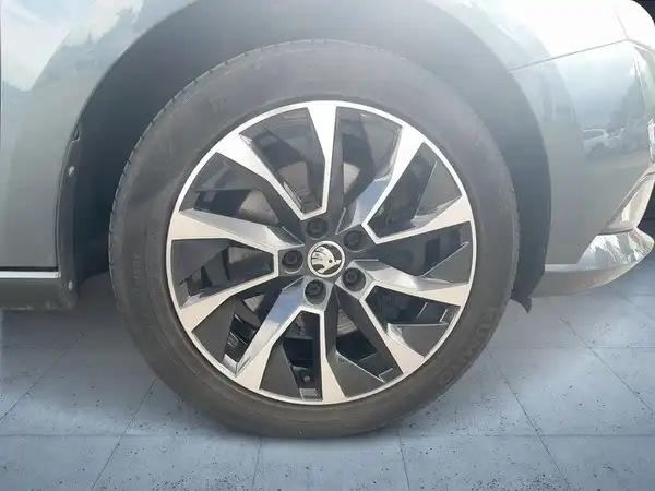 ŠKODA FABIA (7/19)