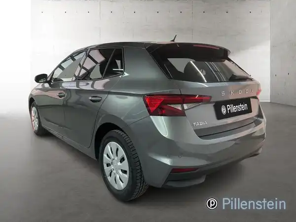 ŠKODA FABIA (3/7)