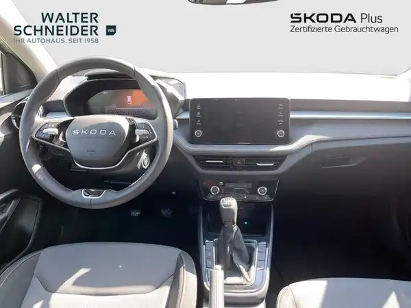 ŠKODA FABIA (15/19)