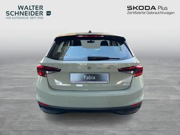 ŠKODA FABIA (4/20)