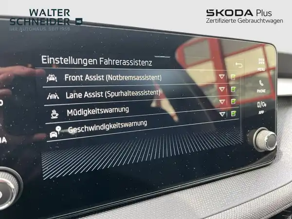ŠKODA FABIA (19/21)