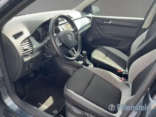 ŠKODA FABIA (8/16)