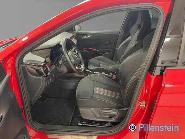 ŠKODA FABIA (7/16)