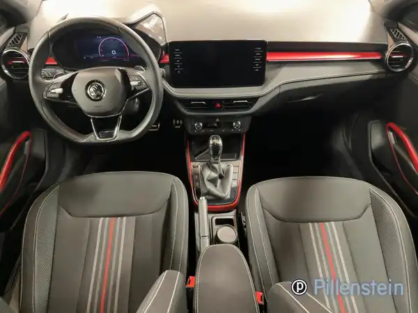 ŠKODA FABIA (8/16)