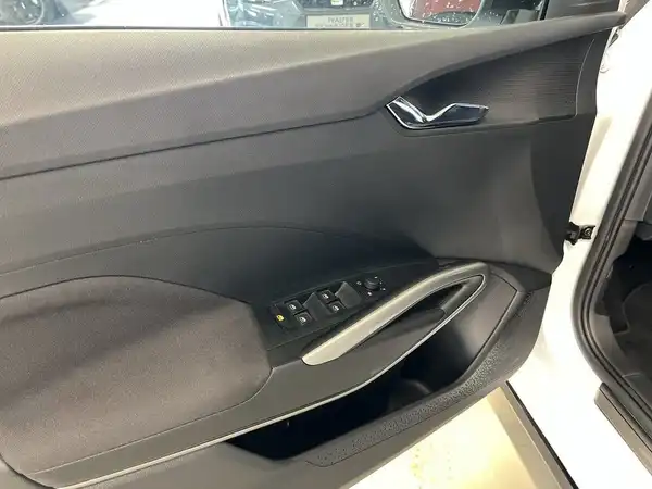 ŠKODA FABIA (19/29)