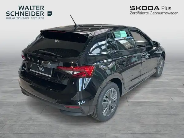 ŠKODA FABIA (5/16)