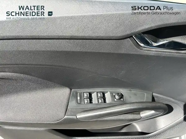 ŠKODA FABIA (14/20)