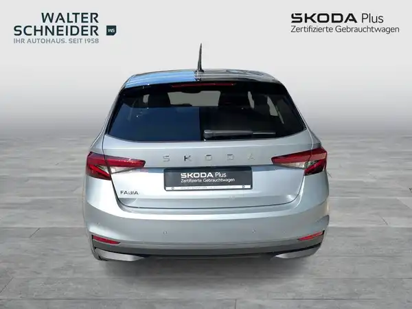 ŠKODA FABIA (4/20)