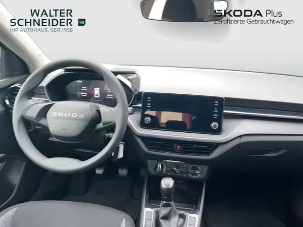 ŠKODA FABIA (9/23)
