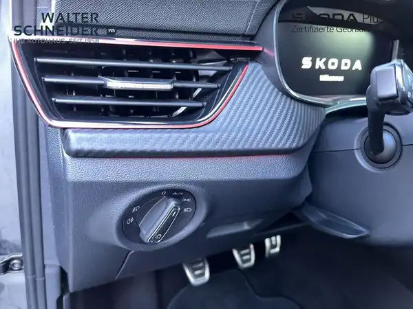 ŠKODA KAMIQ (18/21)