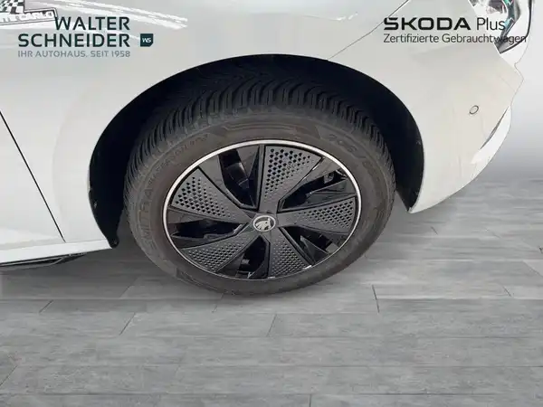 ŠKODA KAMIQ (6/21)
