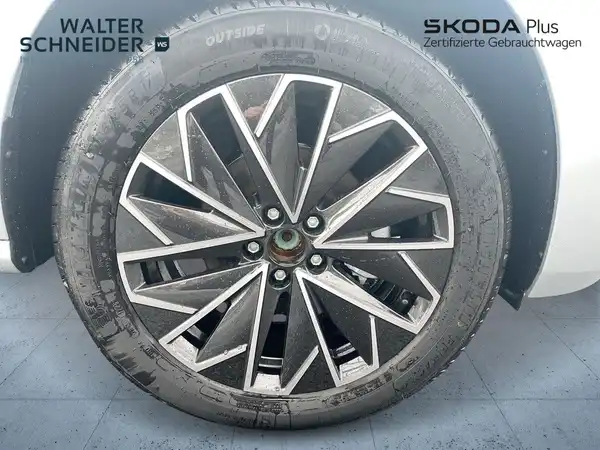 ŠKODA KAMIQ (7/14)