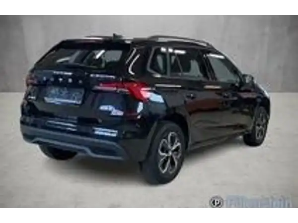 ŠKODA KAMIQ (5/7)