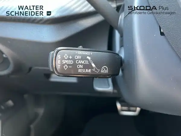 ŠKODA KAMIQ (15/20)