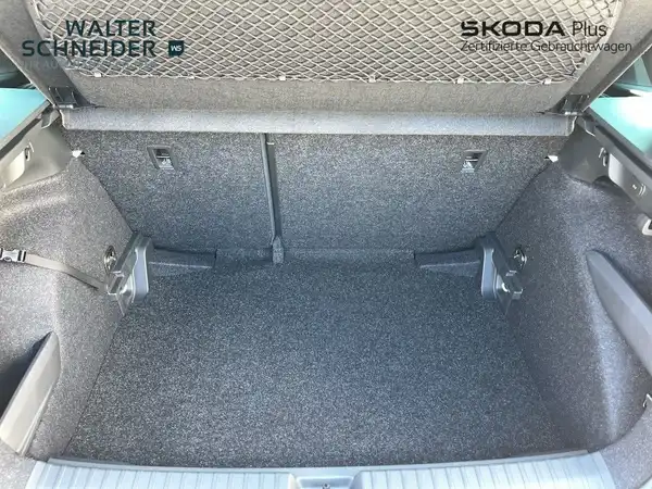 ŠKODA KAMIQ (19/20)