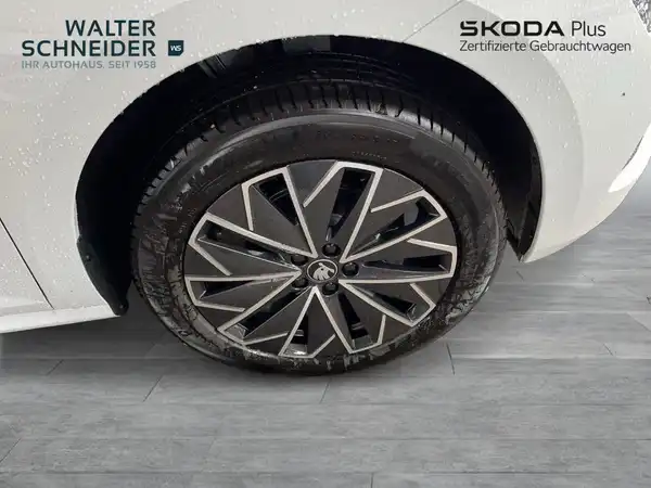 ŠKODA KAMIQ (7/20)