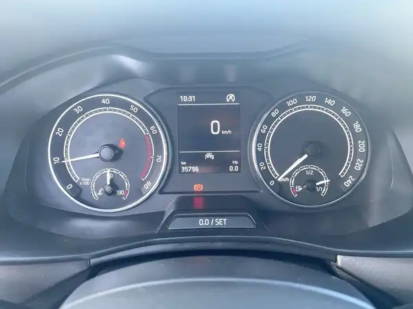 ŠKODA KAMIQ (10/19)