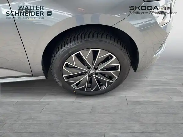 ŠKODA KAMIQ (7/21)