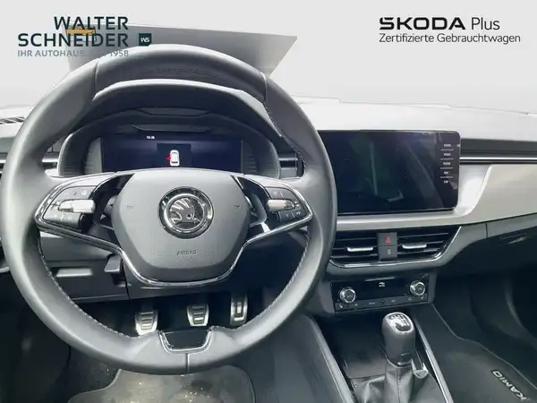 ŠKODA KAMIQ (8/21)