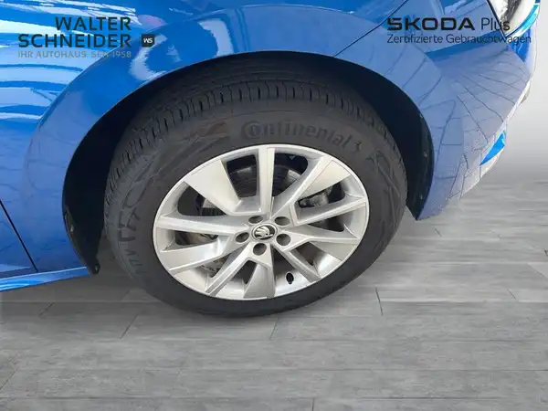 ŠKODA KAMIQ (5/21)