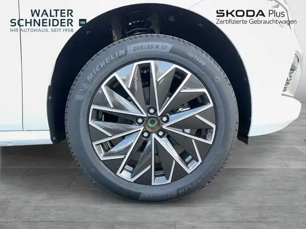 ŠKODA KAMIQ (7/15)