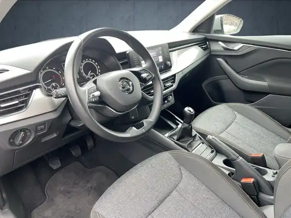 ŠKODA KAMIQ (9/18)