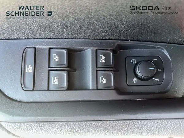 ŠKODA KAROQ (14/20)