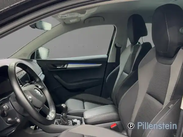 ŠKODA KAROQ (5/16)