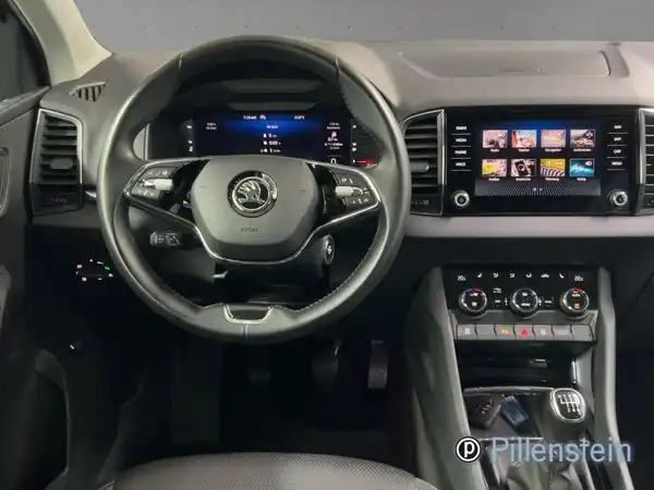 ŠKODA KAROQ (7/16)