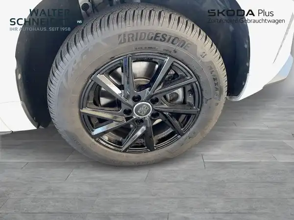 ŠKODA KAROQ (5/17)