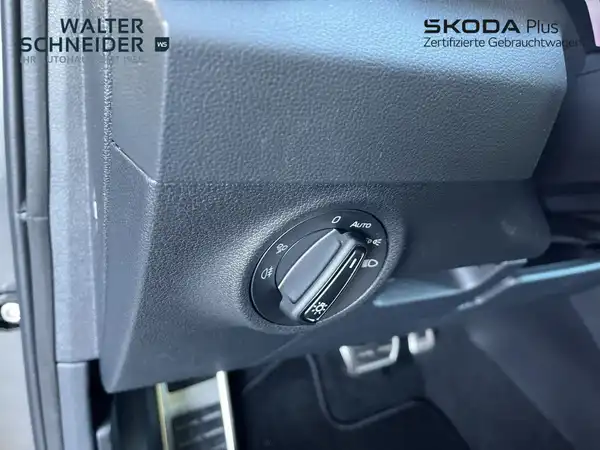 ŠKODA KAROQ (17/20)
