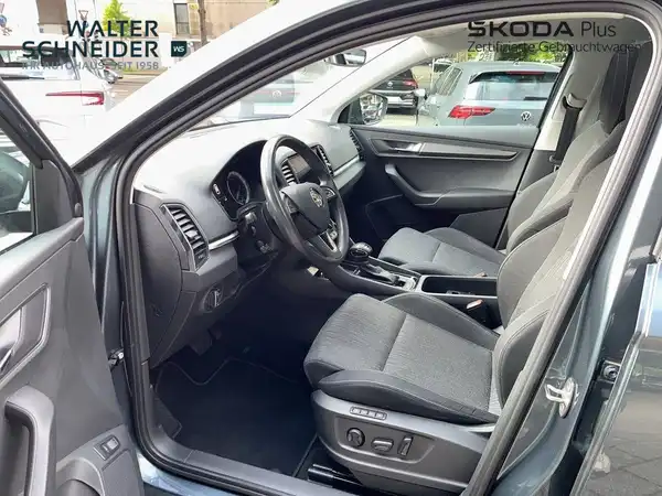 ŠKODA KAROQ (9/21)