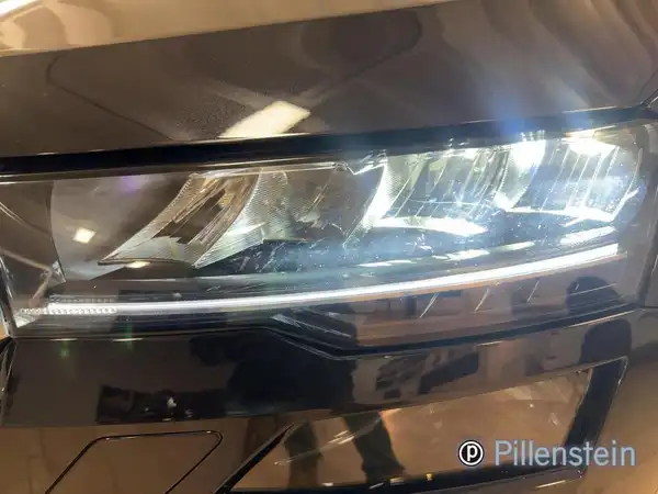 ŠKODA KAROQ (15/16)