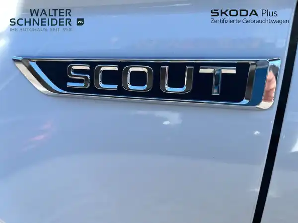 ŠKODA KAROQ (13/21)