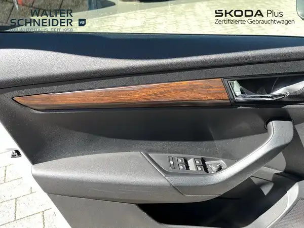 ŠKODA KAROQ (18/21)