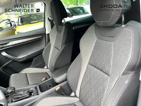 ŠKODA KAROQ (14/21)
