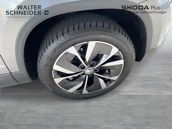 ŠKODA KAROQ (5/21)