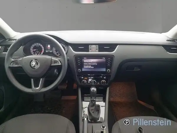 ŠKODA OCTAVIA (4/4)
